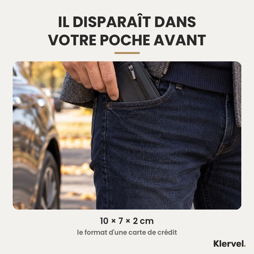 Le Klervel Apollon glissé dans une poche de jean : 10 × 7 × 2 cm